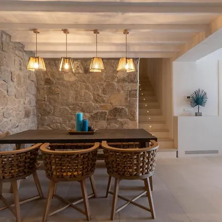Veneta & Villa Mykonos Town